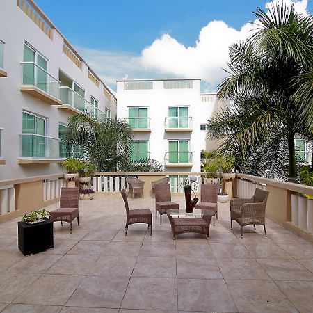 Wyndham Mérida Extérieur photo