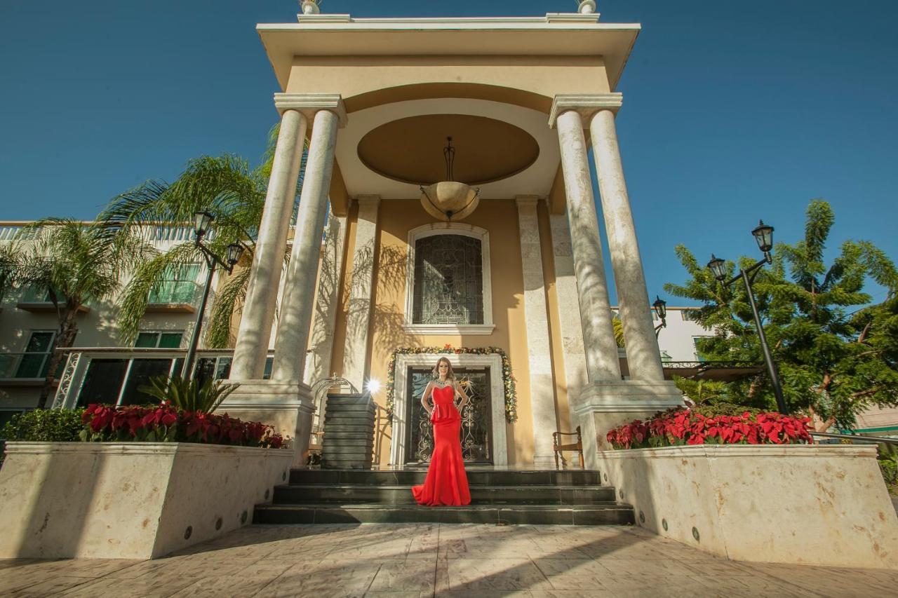 Wyndham Mérida Extérieur photo