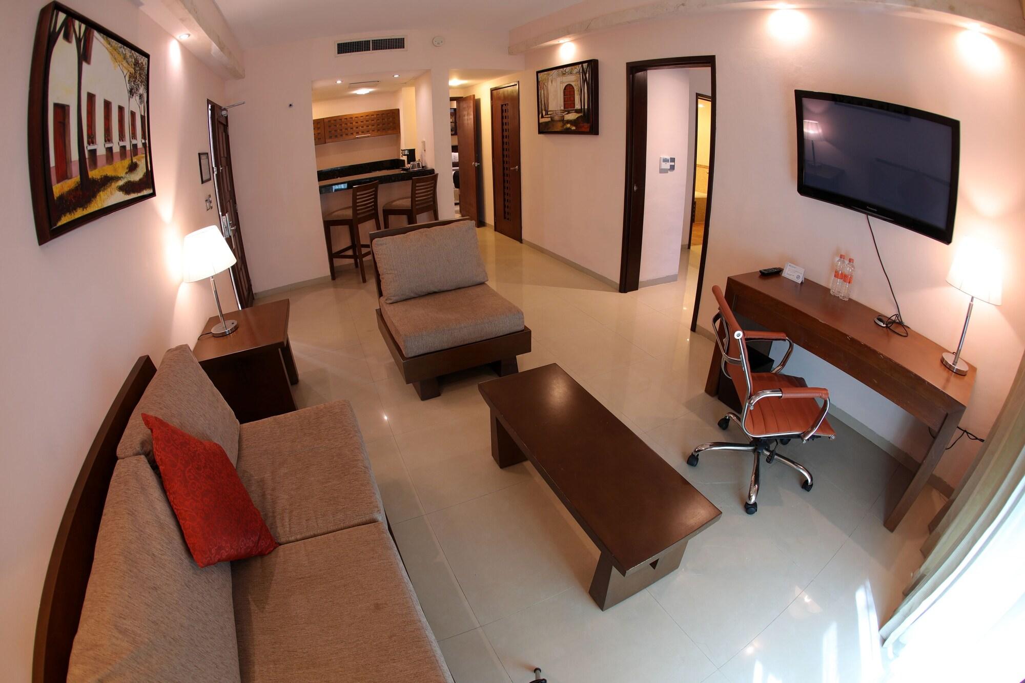Wyndham Mérida Extérieur photo