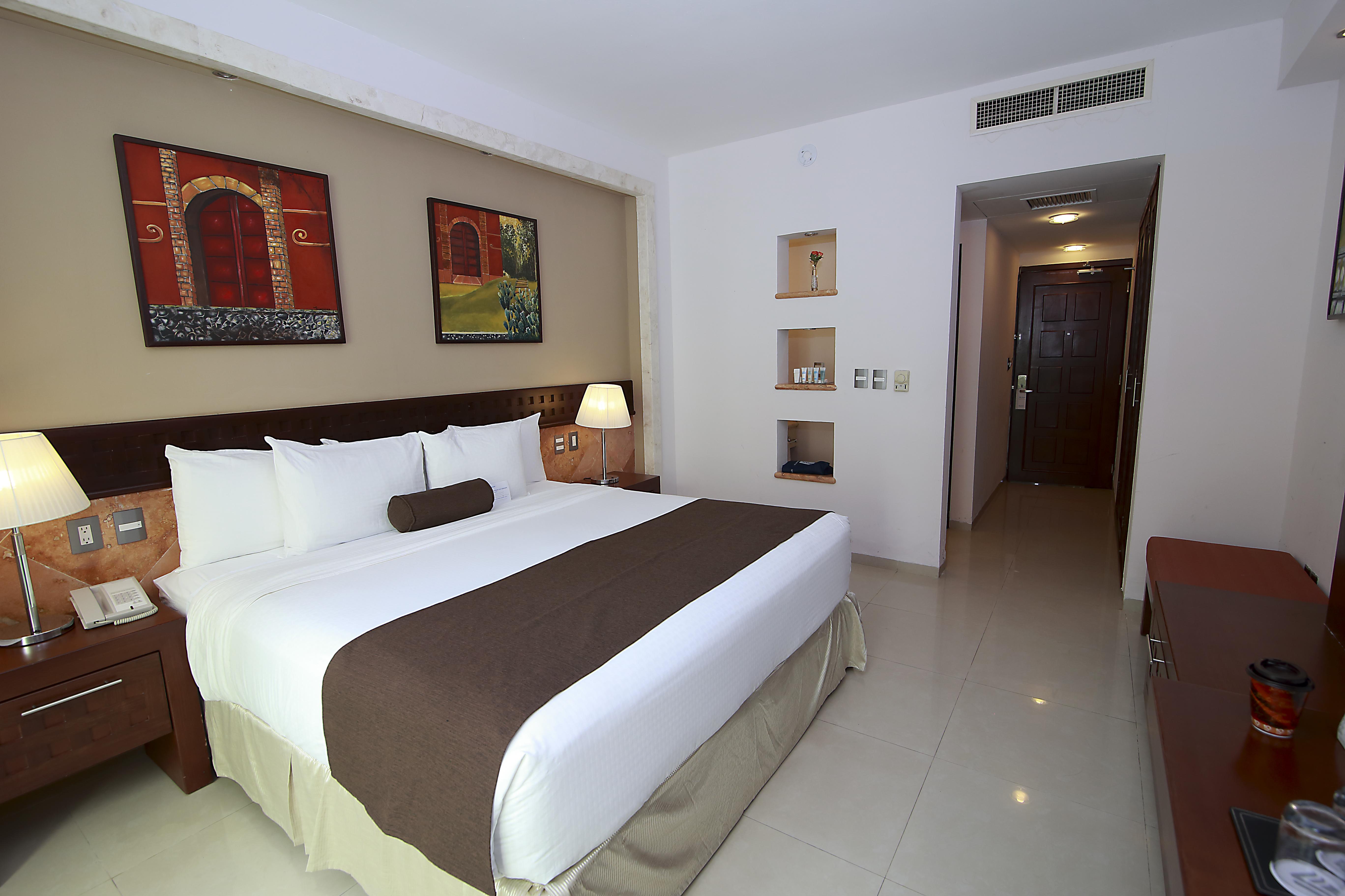 Wyndham Mérida Extérieur photo