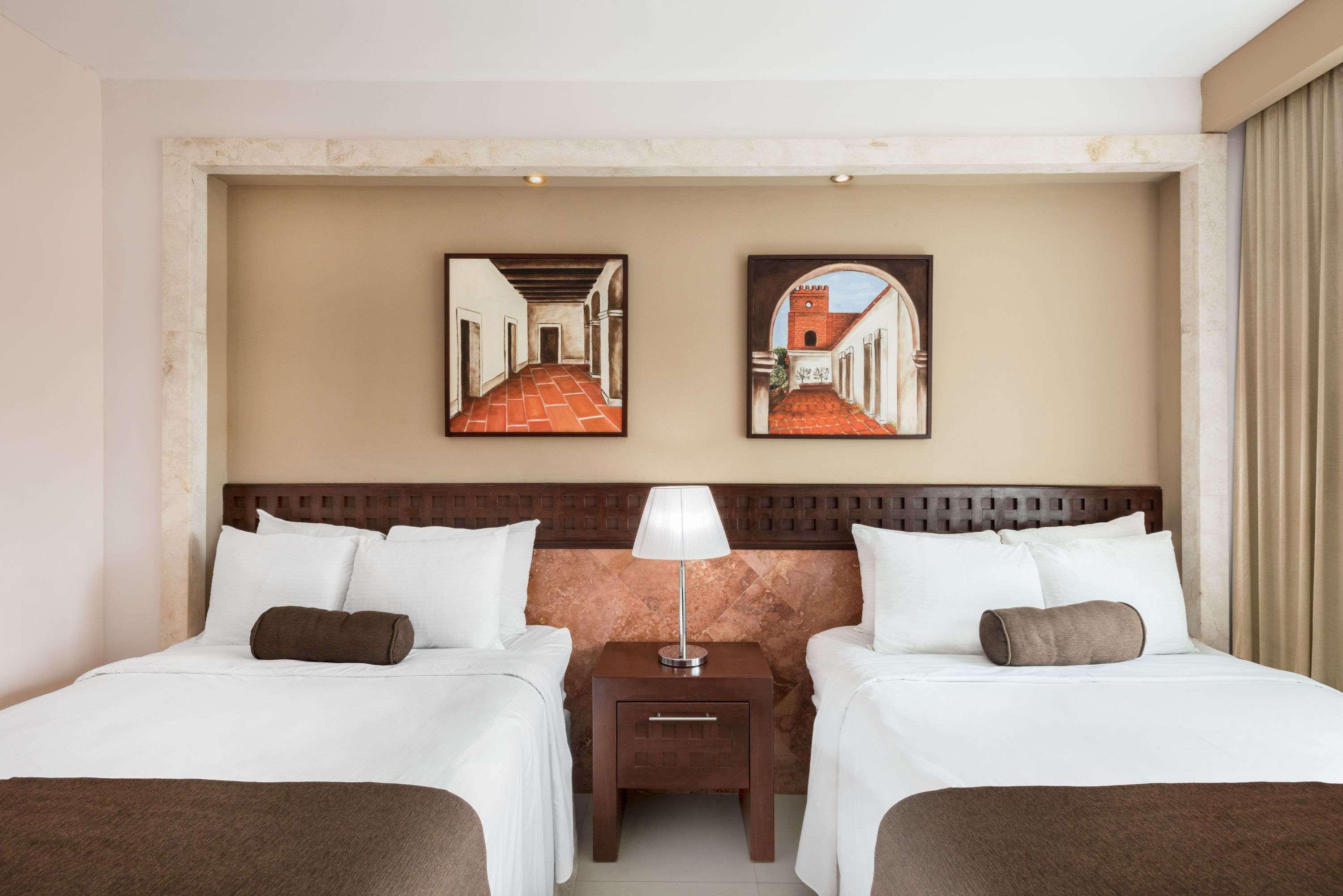 Wyndham Mérida Extérieur photo