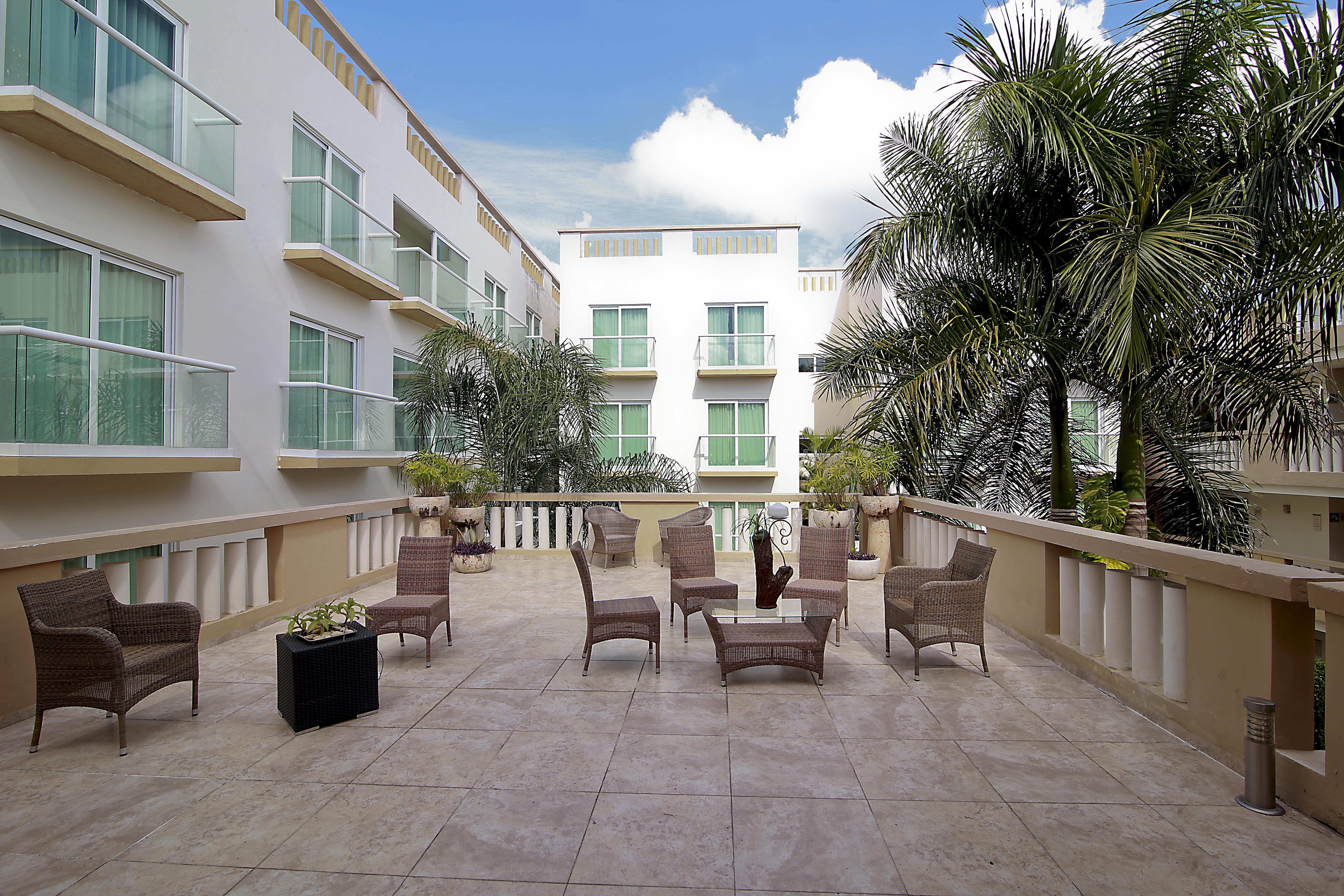 Wyndham Mérida Extérieur photo