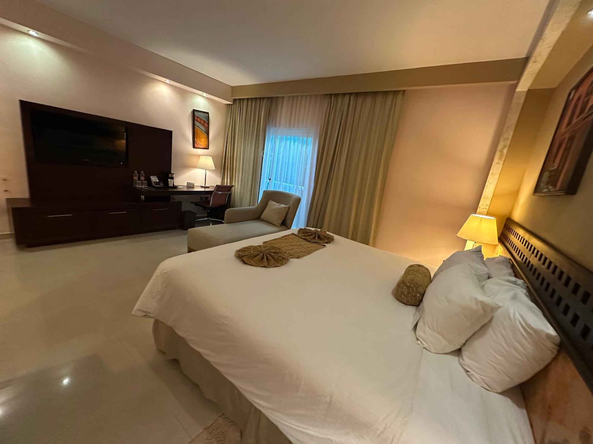 Wyndham Mérida Extérieur photo
