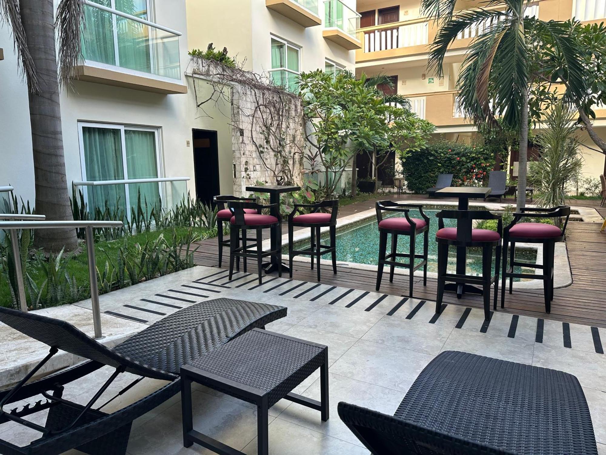 Wyndham Mérida Extérieur photo