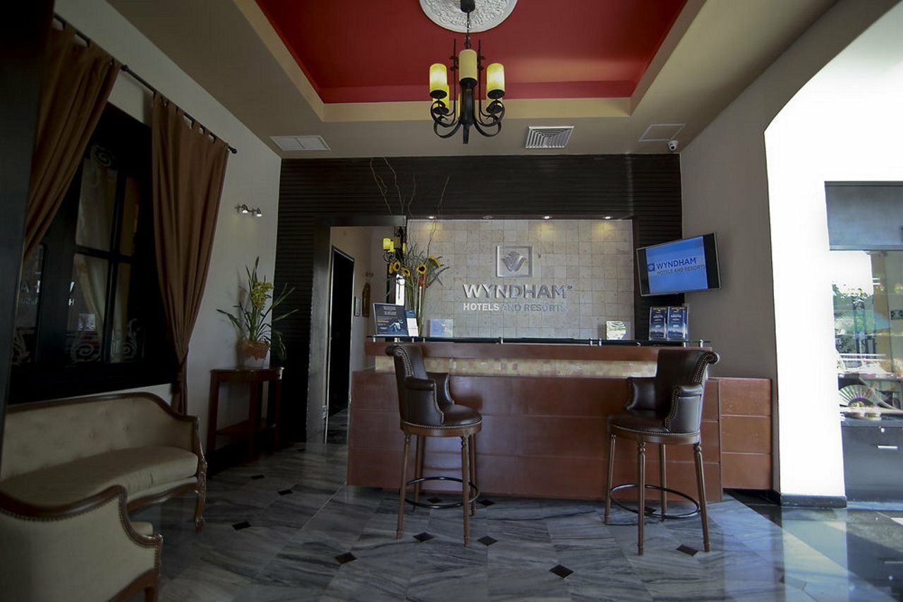 Wyndham Mérida Extérieur photo